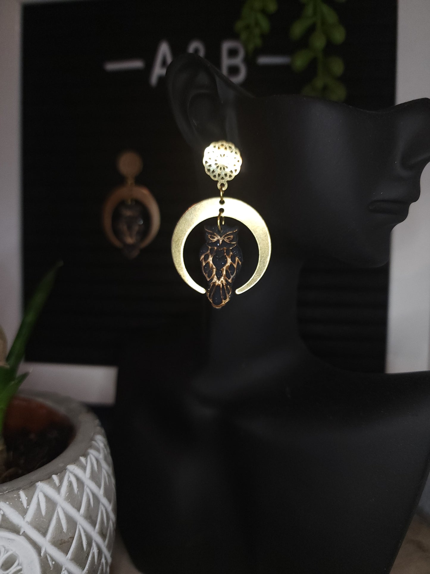 Navy/gold owl moon