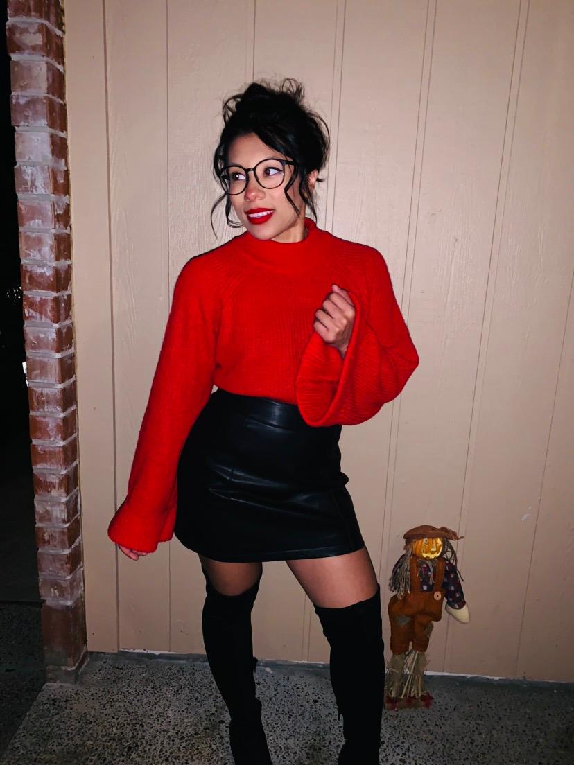 RED BELL SWEATER