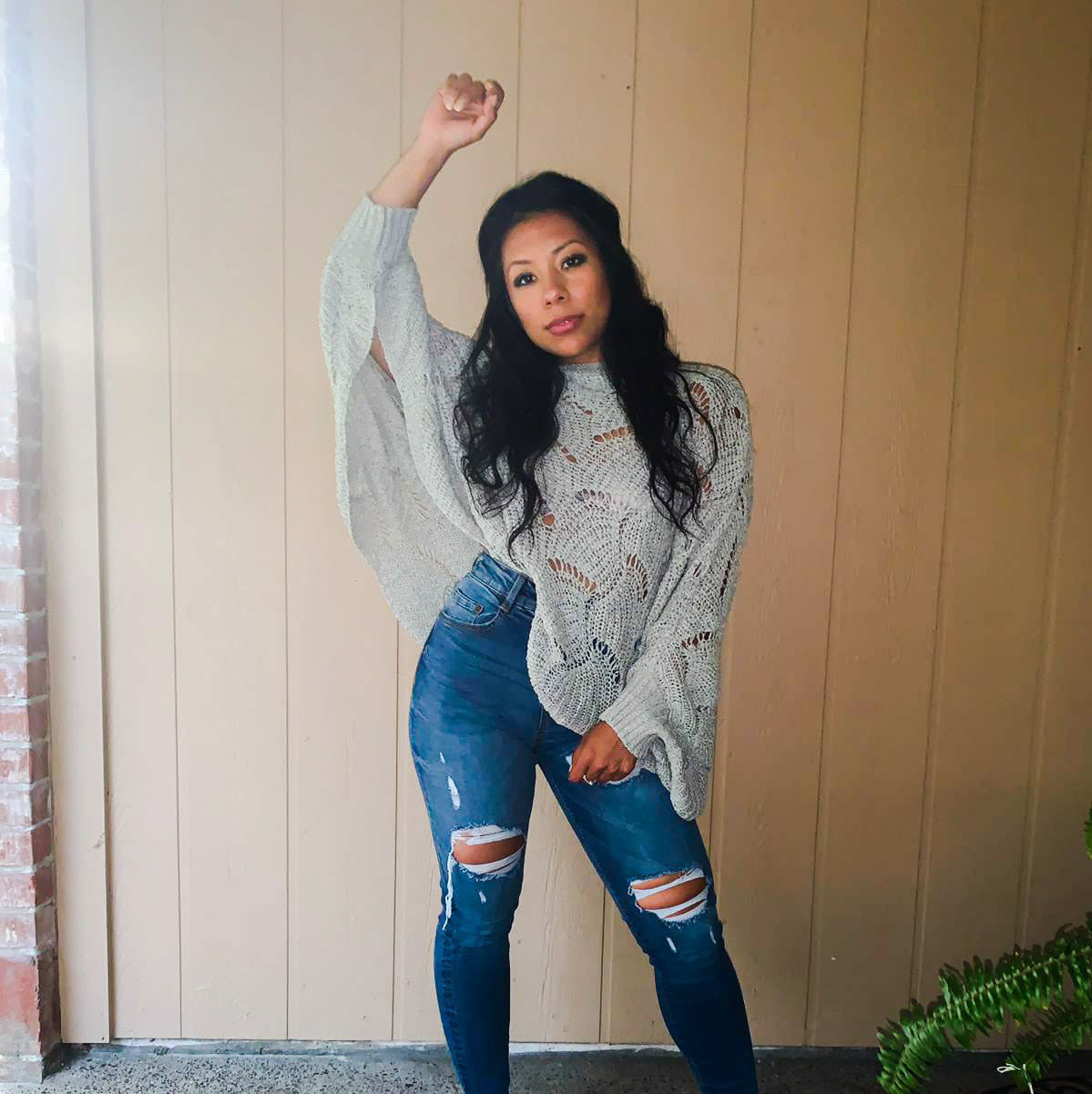 SHELL SWEATER